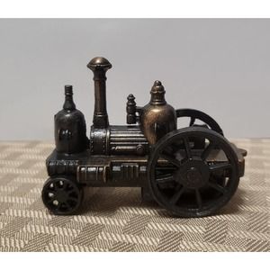 Vintage Metal Die Cast Miniature Steam Engine Pencil Sharpener